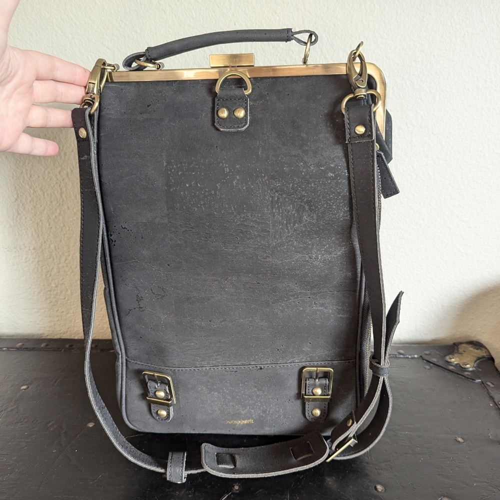 Laflore Paris Bobobark Convertible Backpack Purse, black - Picture 3 of 14